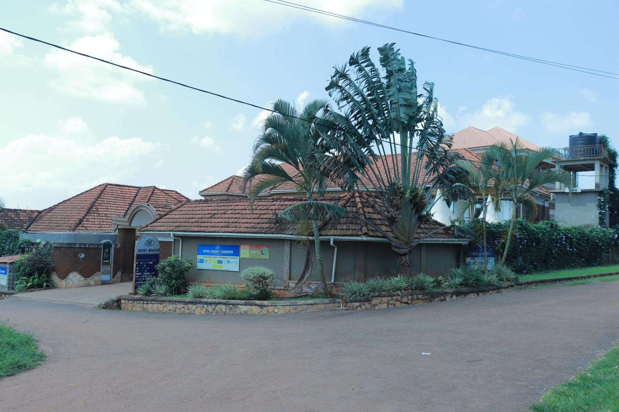 Mowicribs Hotel And Spa Entebbe Dış mekan fotoğraf