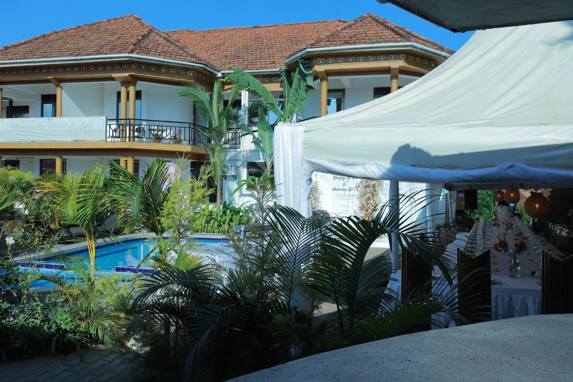 Mowicribs Hotel And Spa Entebbe Dış mekan fotoğraf